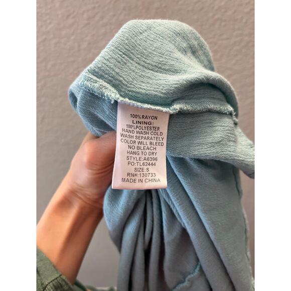 Umgee Embroidered Boho Babydoll Dress Blue Floral Size S Cottagecore Romantic - Picture 4 of 4